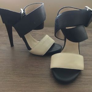 CNC costume national cream & black strappy heels